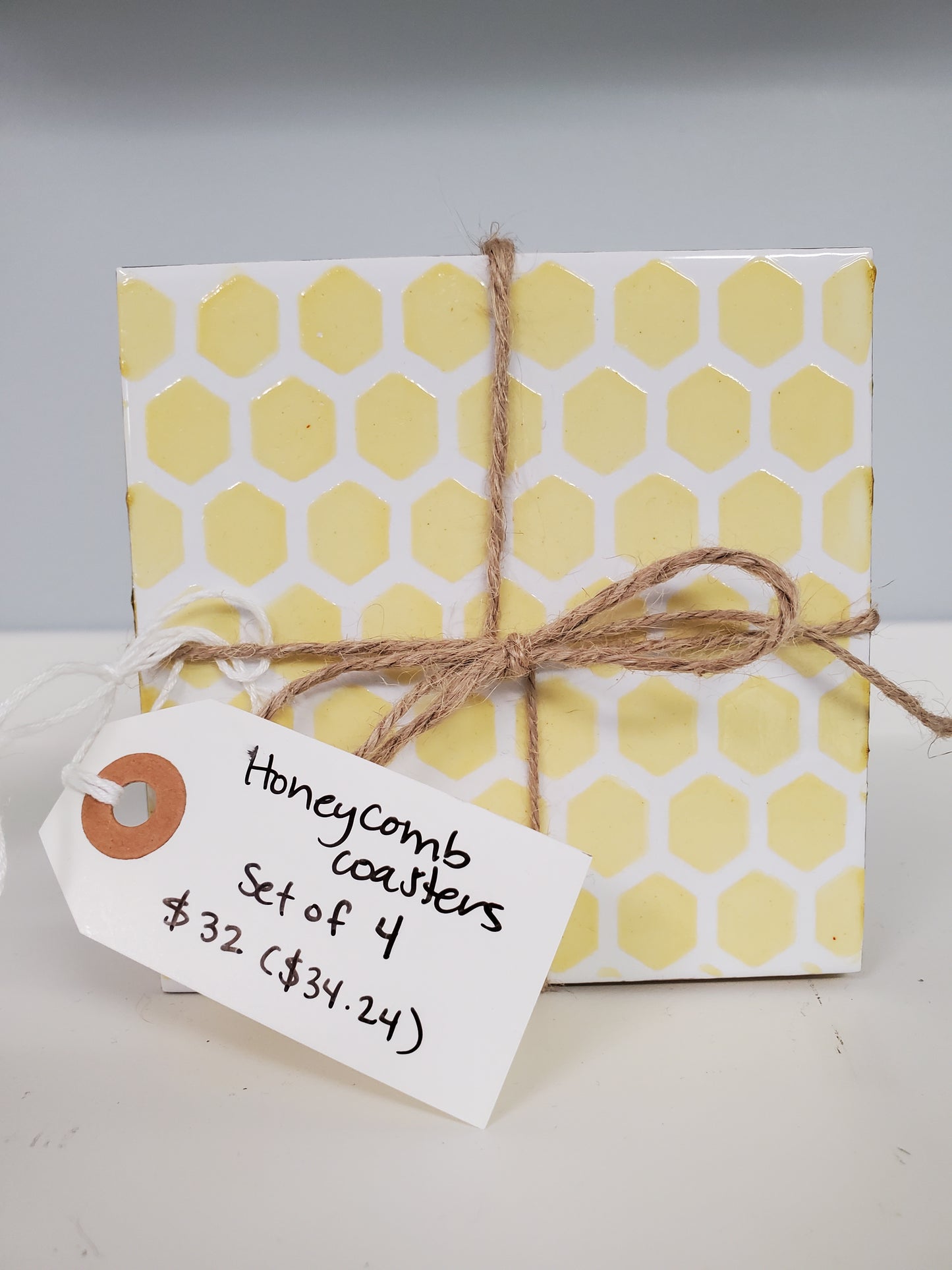 Honeycomb coaster set